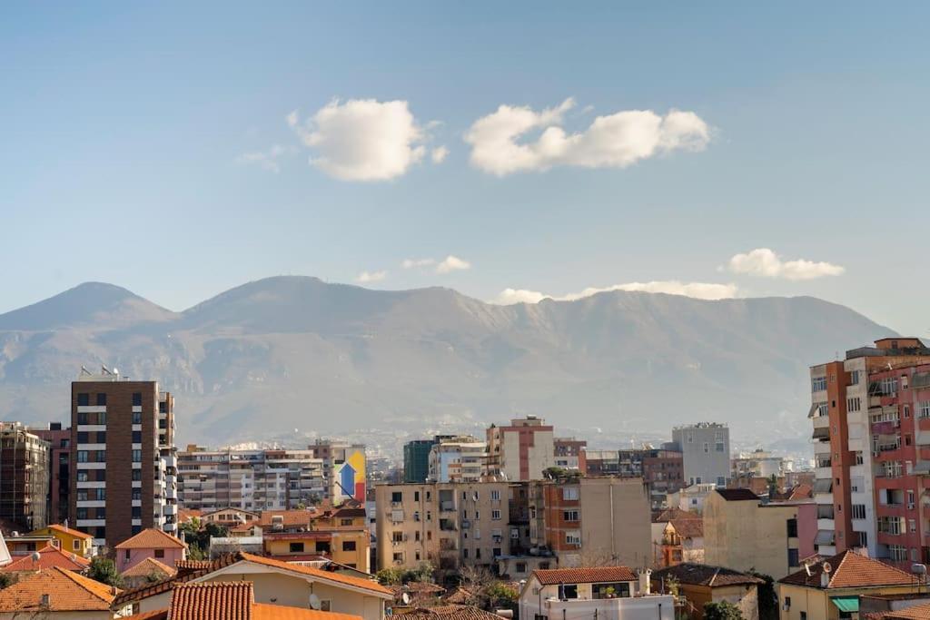 New Bazaar Apartment Tiranë Ngoại thất bức ảnh