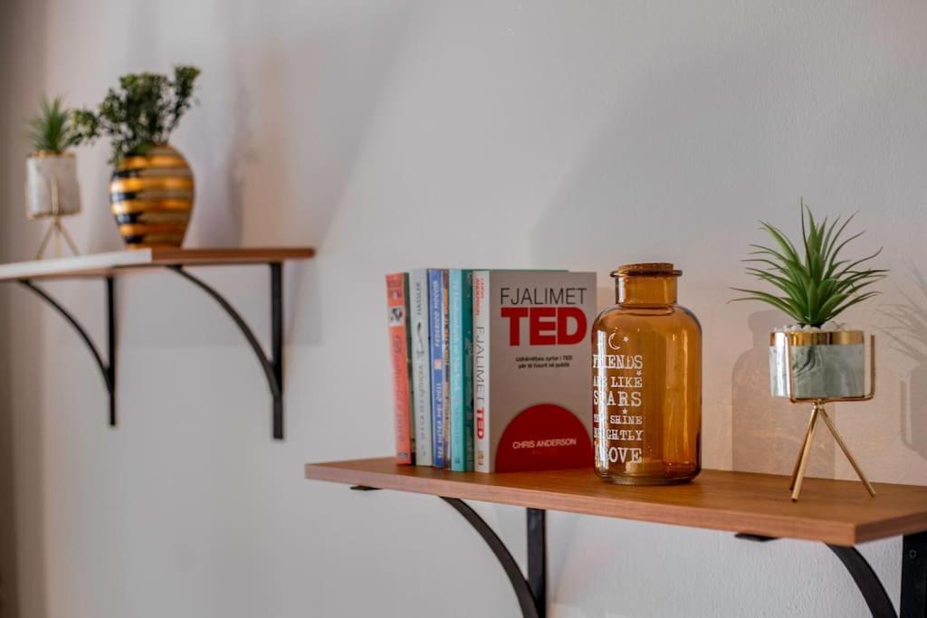 New Bazaar Apartment Tiranë Ngoại thất bức ảnh
