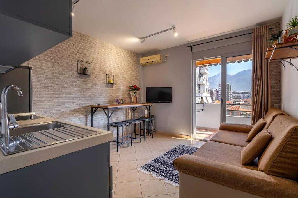 New Bazaar Apartment Tiranë Ngoại thất bức ảnh